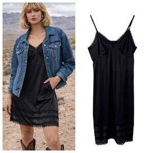 Vintage 70s 80s Sears Black Full Slip Dress Antron III Nylon Size 40 Large Retro